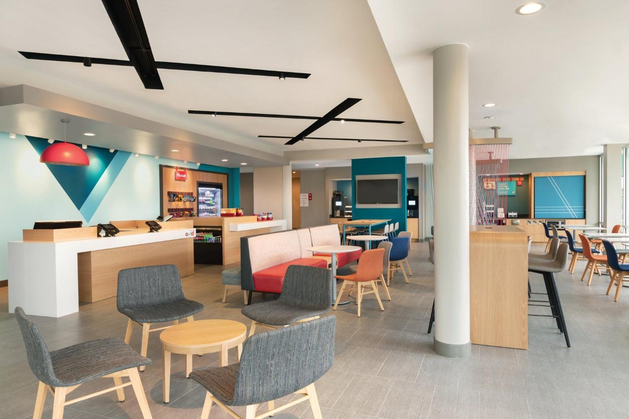 Avid Hotel Traverse City By Ihg Экстерьер фото